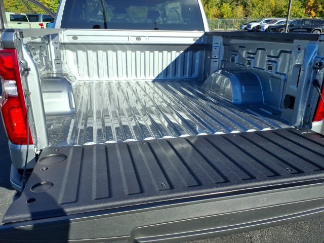New 2026 Chevrolet Silverado 1500 RST AWD/4WD image 10