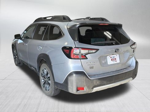Certified 2023 Subaru Outback Limited image 5