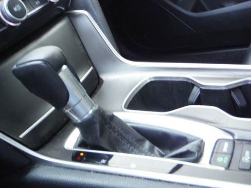 Used 2022 Honda Accord Sport image 16