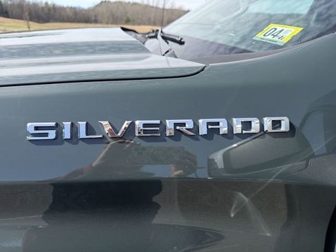 Used 2025 Chevrolet Silverado 1500 LT AWD/4WD image 33