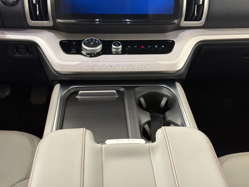 Certified 2025 Ford Expedition Max Active AWD/4WD image 18