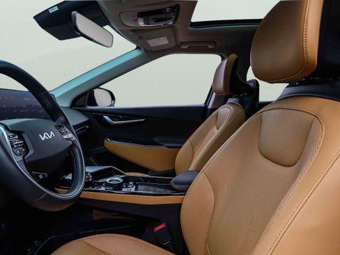 Certified 2023 Kia EV6 GT-Line AWD/4WD image 9
