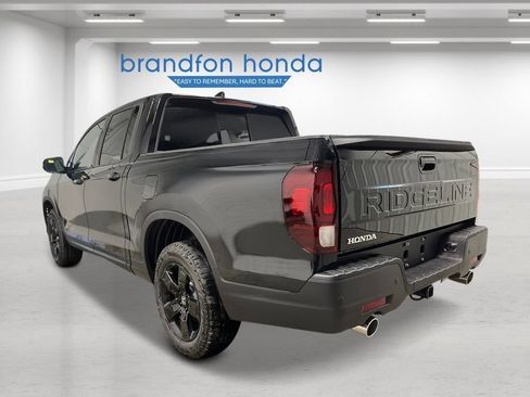 New 2026 Honda Ridgeline Black Edition image 3