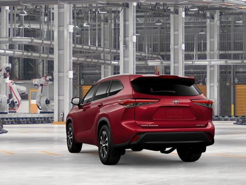 New 2026 Toyota Highlander XLE AWD/4WD image 9