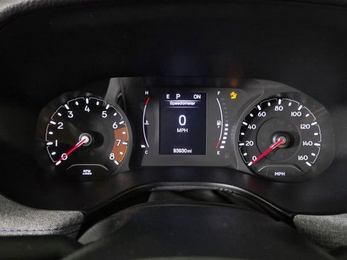 Used 2022 Jeep Compass Latitude FWD image 20