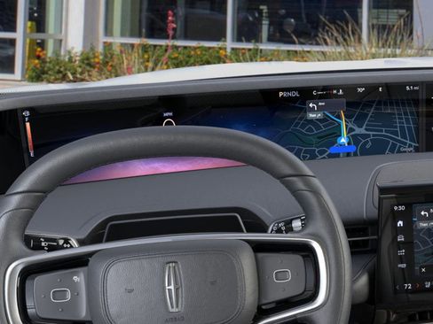 New 2026 Lincoln Nautilus Reserve image 13