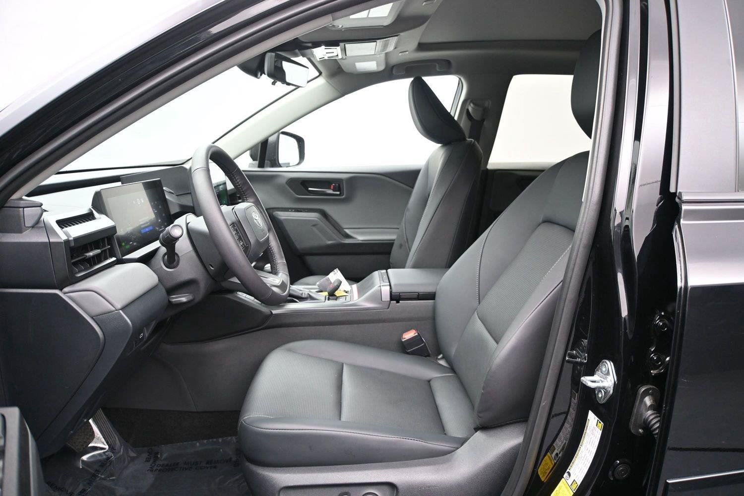Used 2026 Toyota RAV4 XLE Premium w/ Panoramic Sun Roof Package AWD/4WD image 6