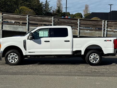 Certified 2023 Ford F350 XLT image 7