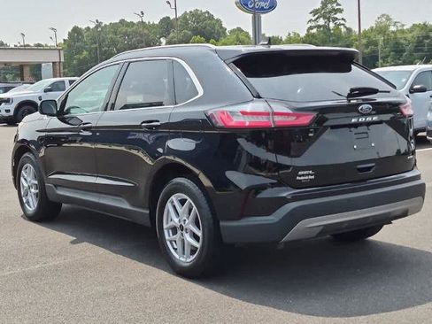 Certified 2024 Ford Edge SEL w/ Convenience Package AWD/4WD image 4