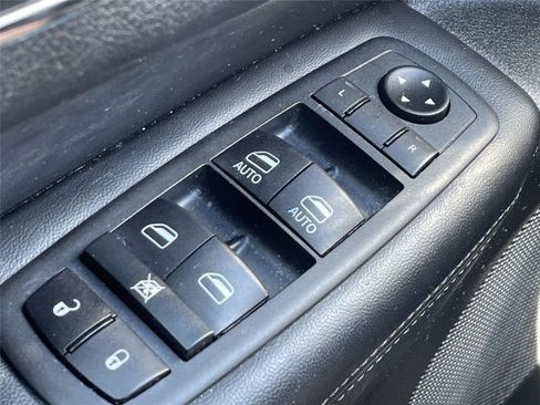 Used 2020 Jeep Grand Cherokee Limited AWD/4WD image 20