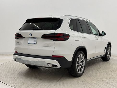 New 2026 BMW X5 sDrive40i w/ Premium Package RWD image 9