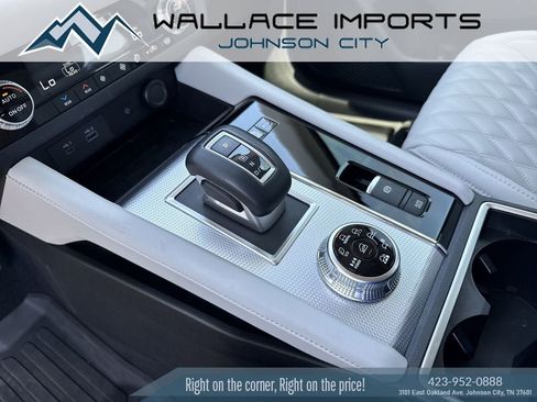 Used 2023 Mitsubishi Outlander SEL AWD/4WD image 9