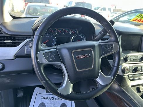 Used 2017 GMC Yukon SLE image 29