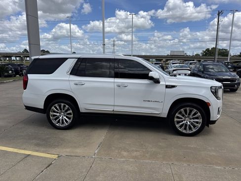 Used 2023 GMC Yukon Denali image 14