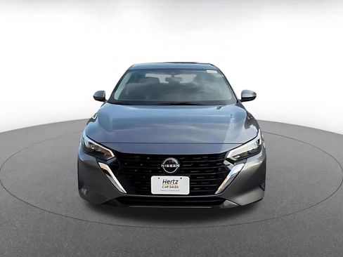 Used 2025 Nissan Sentra SV FWD image 4