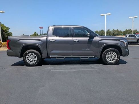 Used 2023 Toyota Tundra SR5 w/ SR5 Premium Package AWD/4WD image 8