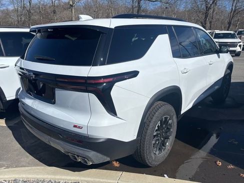 New 2026 Chevrolet Traverse Z71 w/ Enhanced Driving Package image 5