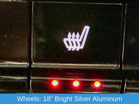 Used 2020 Chevrolet Blazer LT image 25