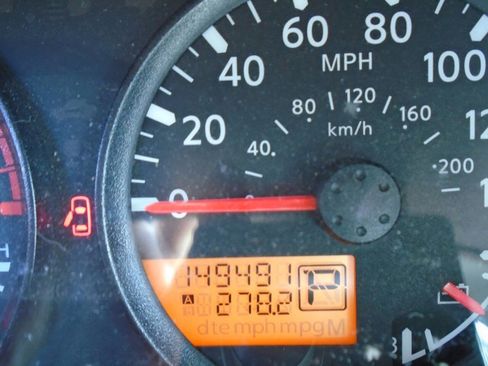 Used 2016 Nissan Frontier SV w/ SV Value Truck Package image 4