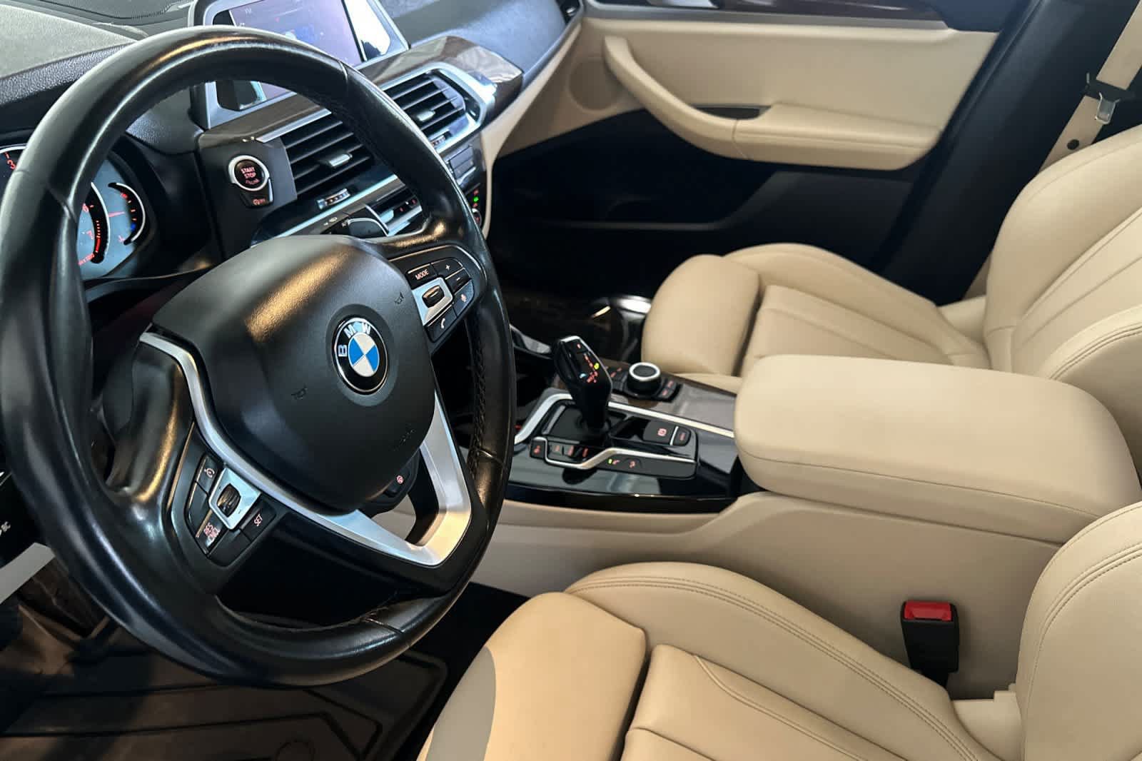 Used 2019 BMW X3 xDrive30i w/ Driving Assistance Package AWD/4WD image 10