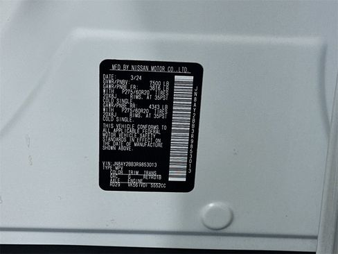 Used 2024 Nissan Armada SL w/ Captain's Chairs Package image 35