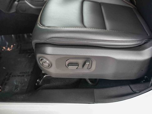 New 2026 Jeep Gladiator Sport image 19