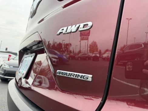 Used 2018 Honda CR-V Touring image 5