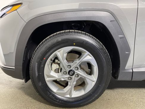 Certified 2024 Hyundai Tucson SEL AWD/4WD image 11