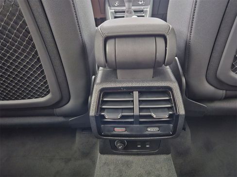 New 2025 Audi Q3 2.0T Premium image 22