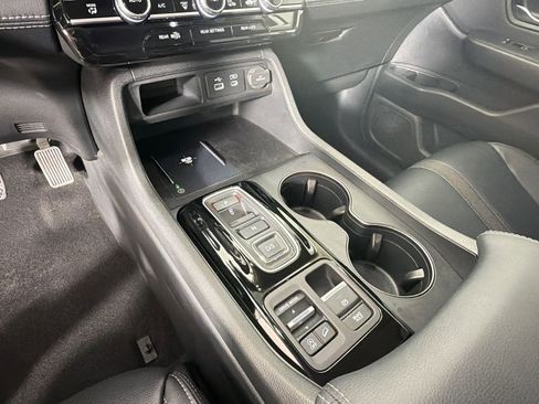 Used 2024 Honda Pilot EX-L image 24