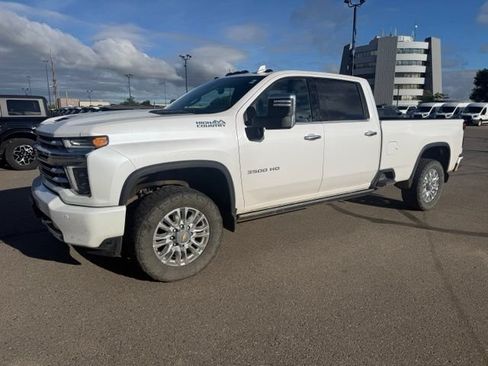 Used 2023 Chevrolet Silverado 3500 High Country w/ Z71 Off-Road Package AWD/4WD image 7
