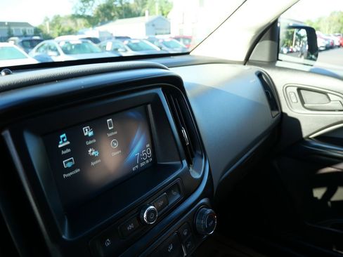 Used 2018 Chevrolet Colorado W/T w/ WT Convenience Package image 13