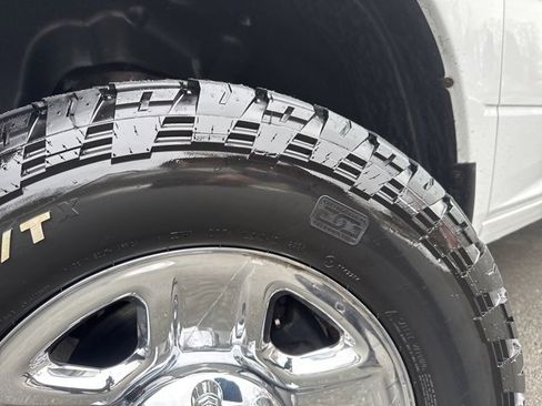 Used 2015 RAM 2500 Tradesman w/ Chrome Appearance Group image 12