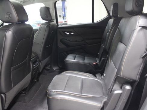 Used 2018 Chevrolet Traverse Premier AWD/4WD image 24