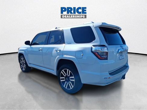 Used 2017 Toyota 4Runner Limited AWD/4WD image 8