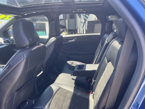 Used 2024 Ford Edge ST-Line AWD/4WD image 12