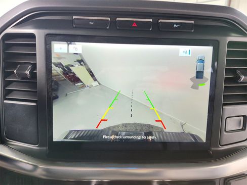 Used 2023 Ford F150 Lariat image 31