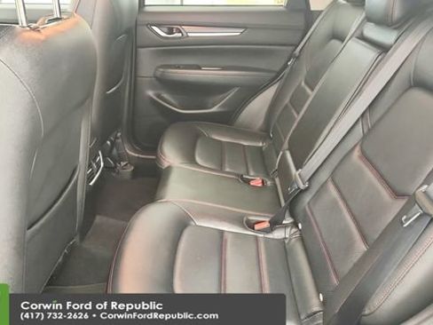 Used 2025 MAZDA CX-5 Carbon Edition image 23