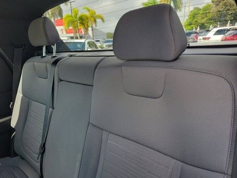 Certified 2022 Hyundai Santa Cruz SEL image 11