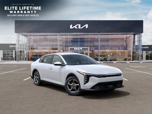 New 2026 Kia K4 FWD image 9