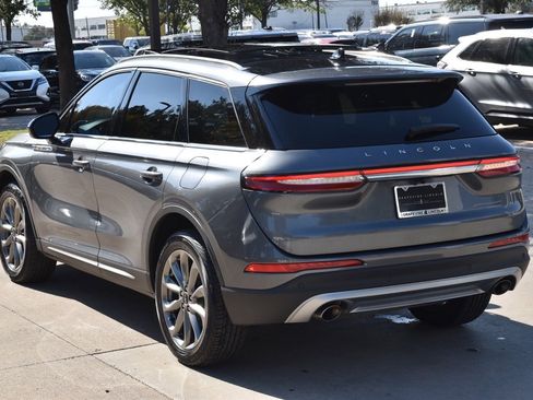 Certified 2022 Lincoln Corsair AWD w/ Premium Package image 10