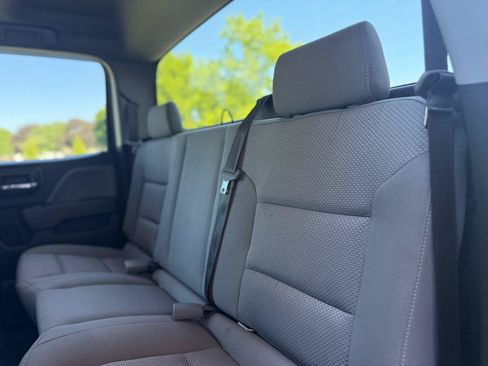 Used 2017 Chevrolet Silverado 1500 Custom w/ Custom Convenience Package AWD/4WD image 30