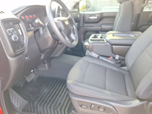 Used 2026 Chevrolet Silverado 1500 Custom RWD image 15