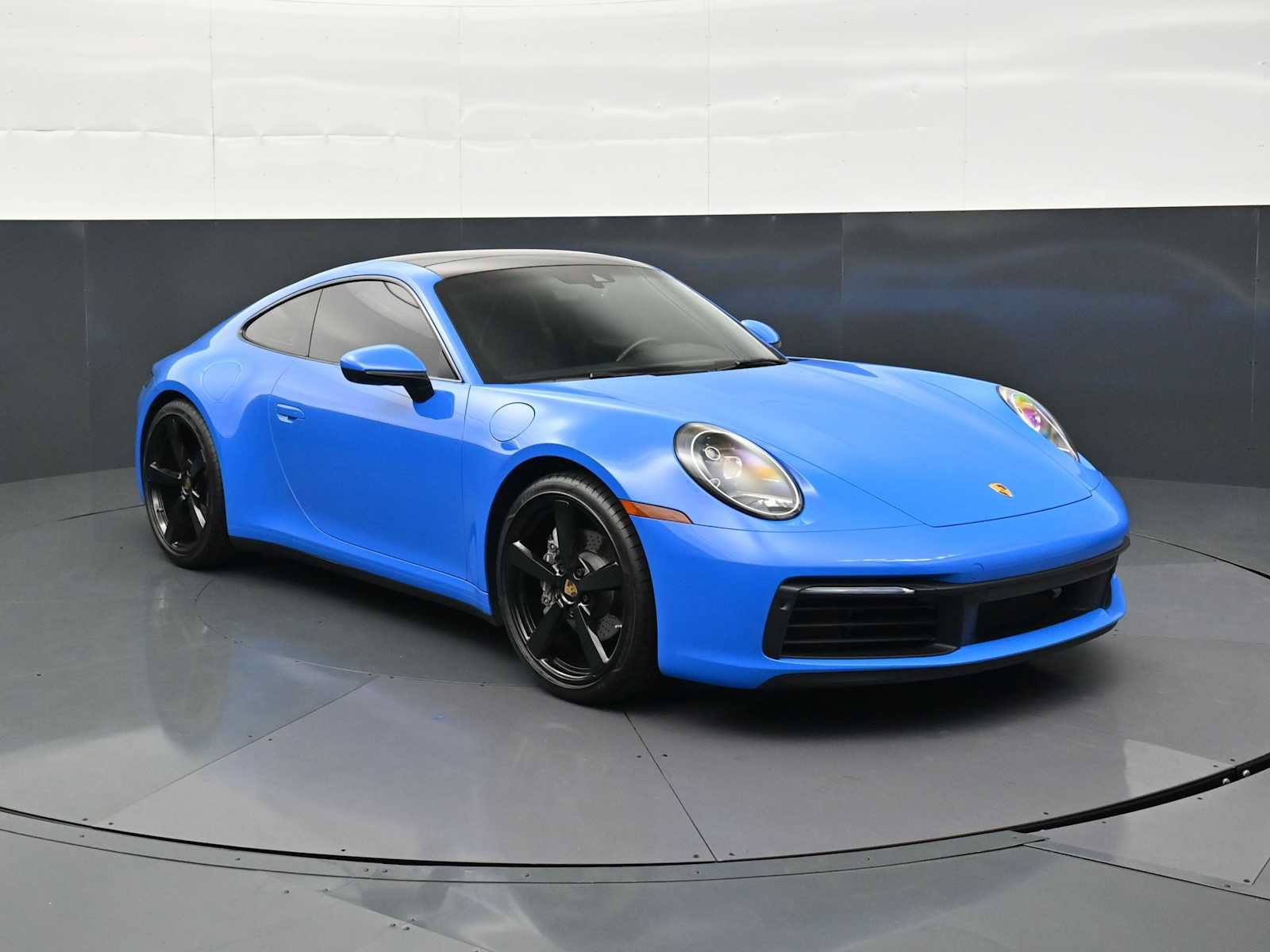 Used 2022 Porsche 911 Carrera RWD image 24