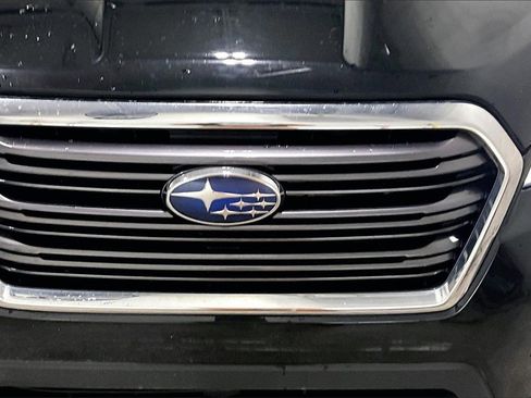 Used 2022 Subaru Ascent Limited image 32