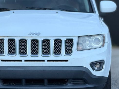 Used 2014 Jeep Compass Limited AWD/4WD image 12