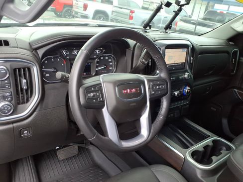 Used 2022 GMC Sierra 2500 SLT w/ SLT Premium Package AWD/4WD image 21