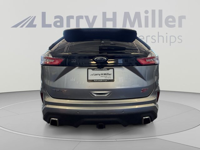 Certified 2020 Ford Edge ST w/ Equipment Group 401A AWD/4WD image 4