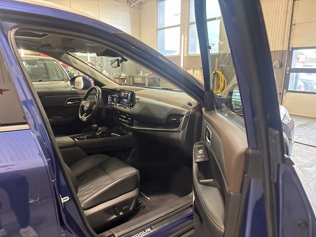 Certified 2023 Nissan Rogue Platinum AWD/4WD image 14