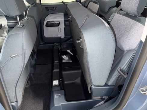 New 2025 Ford Maverick XLT w/ XLT Luxury Package image 37